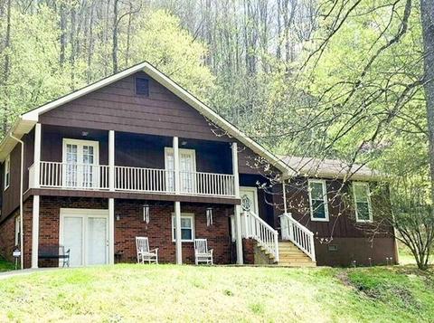 45 Woodland Hls, Prestonsburg, KY 41653