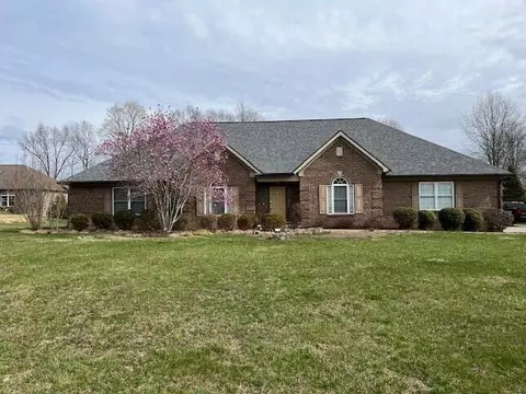 309 Briar Cliff Lane Ln, Danville, KY 40422