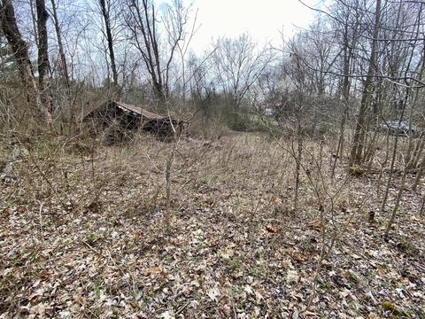 76 Pine St, Beechmont, KY 42323 photo 2