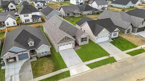 1167 Twilight Shadow Dr, Lexington, KY 40509