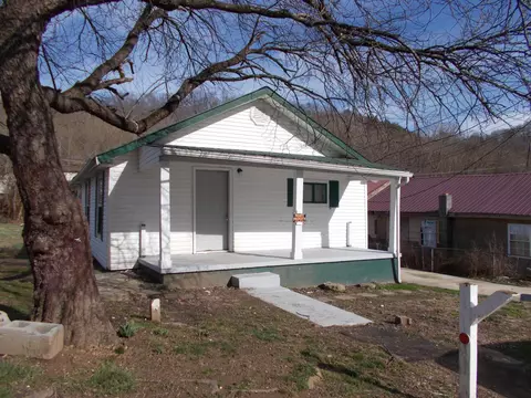 257 Long St, Hulen, KY 40845