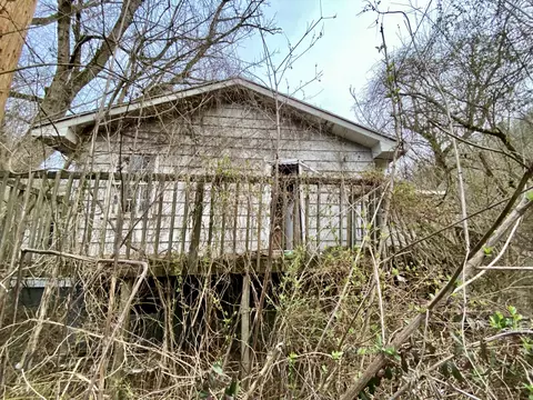 427 Diablock Rd, Hazard, KY 41701