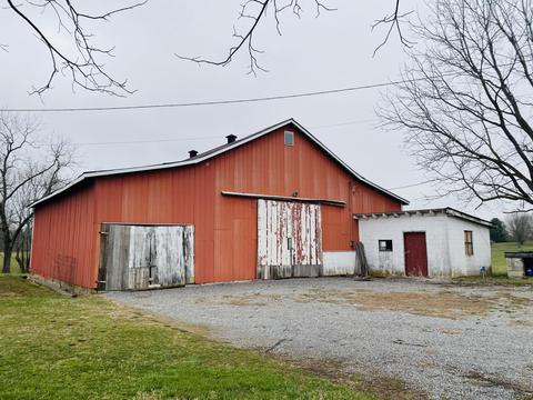 661 West Rd, Russell Springs, KY 42642