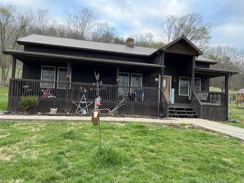 55 Thrasher Ln, Crab Orchard, KY 40419