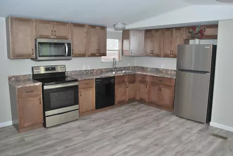 395 Reffitt Rd, Jeffersonville, KY 40337