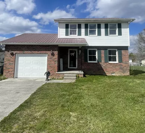 916 Doncaster Ave, Middlesboro, KY 40965