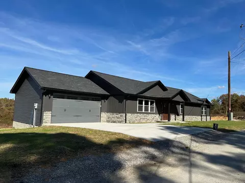 415 Evans Farm Rd, London, KY 40741