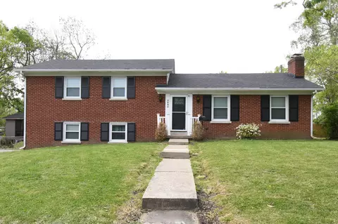 3460 Belvoir Dr, Lexington, KY 40502
