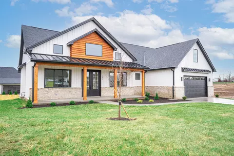 602 Trinity Ln, Versailles, KY 40383 photo 3