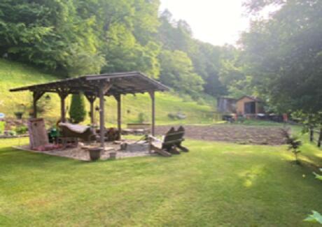 237 Poplar Br, David, KY 41616 photo 8