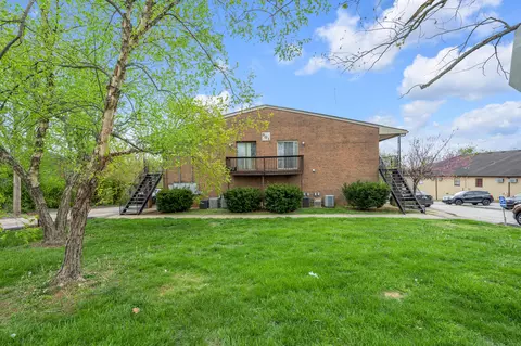 901 Crosshill Dr, Frankfort, KY 40601