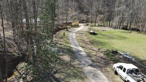 3490 Hell For Certain Rd, Hyden, KY 41749 photo 15