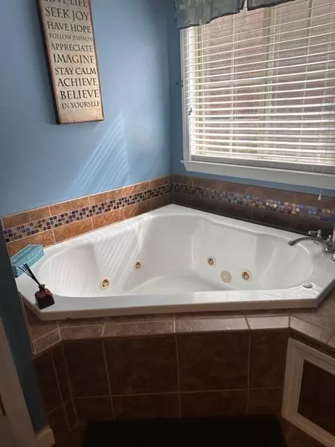 140 Stoney Brk, Van Lear, KY 41265 photo 33