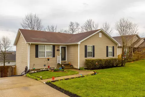 117 Cedar Crest Ln, Frankfort, KY 40601
