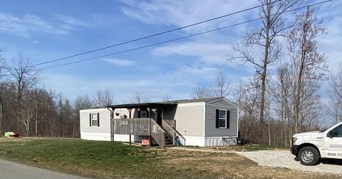 618 Azbill Rd, Mckee, KY 40447