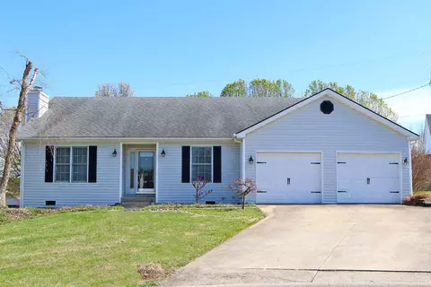 311 Foxglove Ln, Winchester, KY 40391