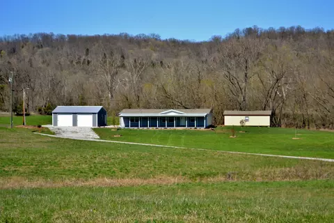 105 Gestville Cir, Pleasureville, KY 40057