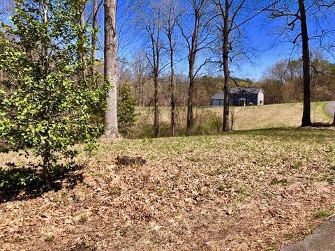 10 Carriage Ln, Jamestown, KY 42629