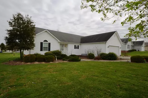 451 Bellaire Dr, Harrodsburg, KY 40330