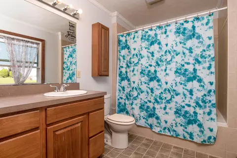 225 Castle Dr, Georgetown, KY 40324 photo 9