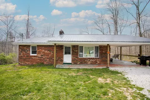 15 Mary Ellen Ct, Frenchburg, KY 40322