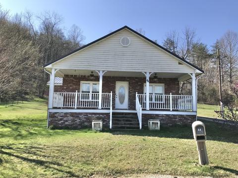 44 Mckenzie Ln, Olive Hill, KY 41164
