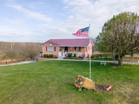 19726 Hwy 2004, Mckee, KY 40447