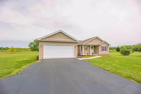 1688 Hwy 910, Russell Springs, KY 42642