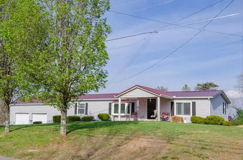 1787 Sandhill Rd, Whitley City, KY 42653