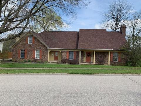 2113 Crystal Creek Dr, Frankfort, KY 40601