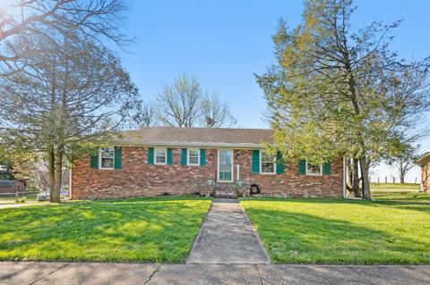 228 Savannah Dr, Nicholasville, KY 40356
