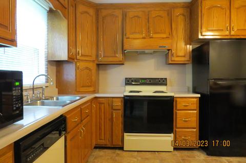 556 E Main St, Lynch, KY 40855 photo 14