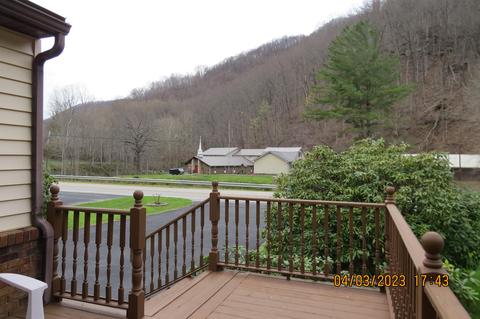 556 E Main St, Lynch, KY 40855 photo 106