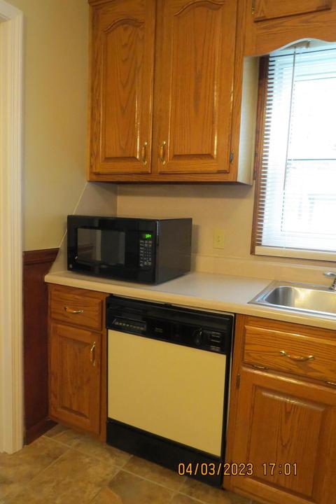 556 E Main St, Lynch, KY 40855 photo 22