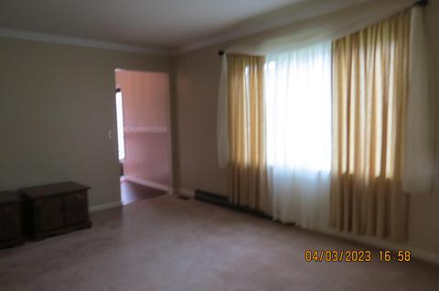 556 E Main St, Lynch, KY 40855 photo 5