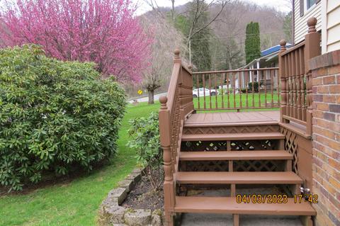 556 E Main St, Lynch, KY 40855 photo 101