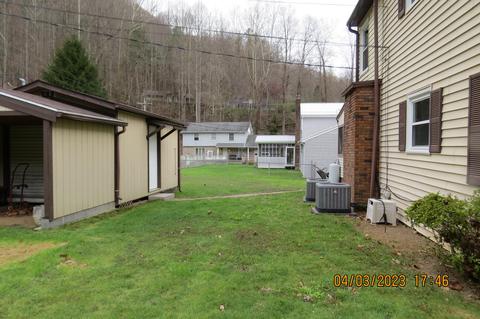 556 E Main St, Lynch, KY 40855 photo 128
