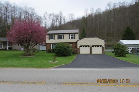 556 E Main St, Lynch, KY 40855