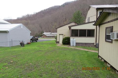 556 E Main St, Lynch, KY 40855 photo 117