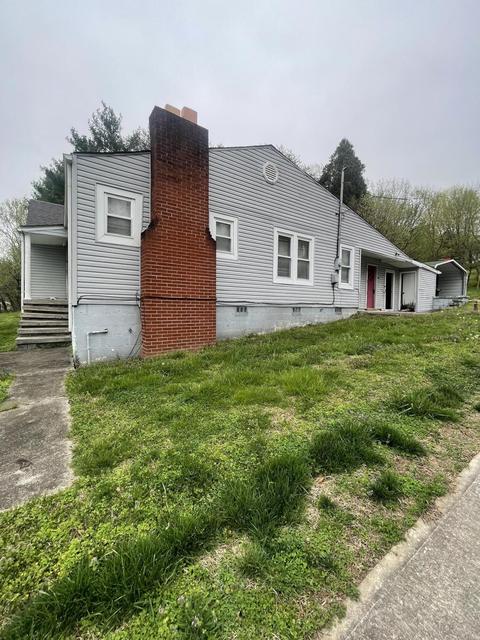 2047 Evergreen Rd, Flat Lick, KY 40935 photo 3