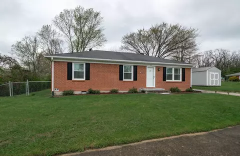 101 S Glencove Ave, Nicholasville, KY 40356