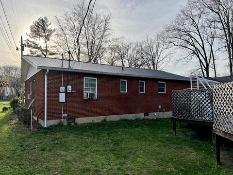 92 Meadowbrook Dr, Stanton, KY 40380 photo 4