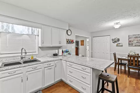 232 Apache Dr, Berea, KY 40403 photo 8