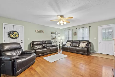 232 Apache Dr, Berea, KY 40403 photo 12