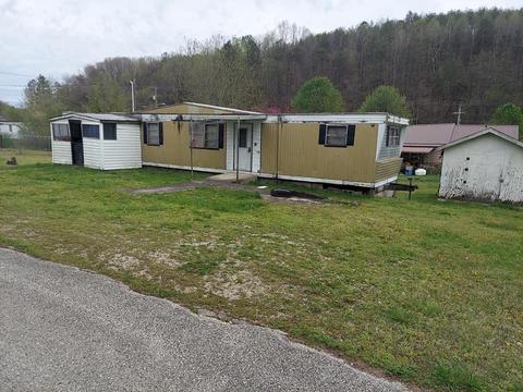 45 Mirey Rd, Beattyville, KY 41311