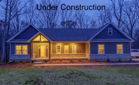 225 Desha Dr, Cynthiana, KY 41031