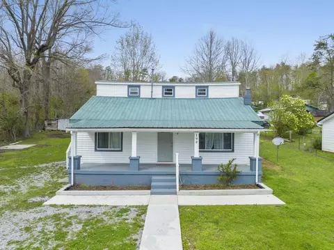 198 Rowland Ln, Clay City, KY 40312
