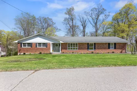 312 Meadow Ln, Frankfort, KY 40601