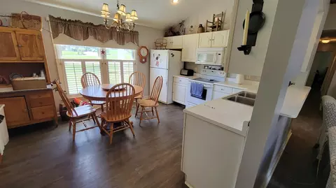1044 Settlement Dr, Lancaster, KY 40444 photo 11
