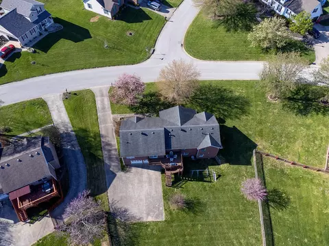 2023 Hampstead Ln, Frankfort, KY 40601